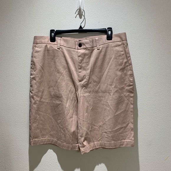 Banana Republic Men's 11" Emerson Short Light Pink Size 35 NWT - Picture 2 of 9